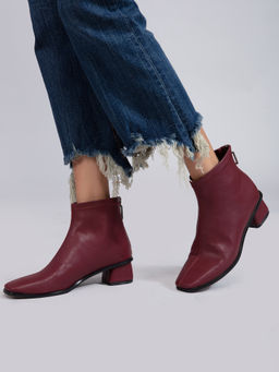 Twenty Dresses by Nykaa Fashion - Maroon Heeling Your Love Boots