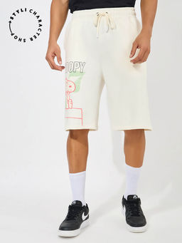 Styli - Men Cream Snoopy Graphic Print Oversized Terry Shorts