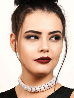 Odette - White Solid Plain Metal Necklaces