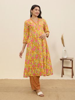 MomToBe - Women Floral Printed Cotton Kurta with Trousers