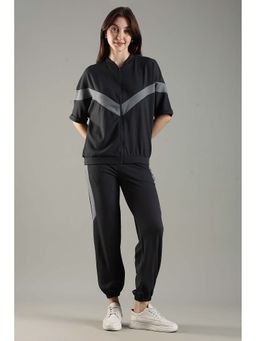 DOMIN8 - Grey Women’s V-Neck short sleeve Jacket & Jogger