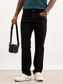 WROGN - Black Solid Straight Fit Denim Jeans