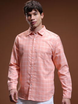 HIGHLANDER - Peach Yarn Dyed Checked Casual Shirt