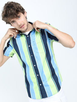 HIGHLANDER - Men Blue and Green Slim Fit Vertical Stripes Shirts