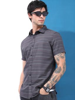 HIGHLANDER - Men Horizontal Stripes Slim Fit Casual Shirt