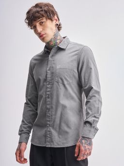 HIGHLANDER - Men Grey Cord Solid Mandarin Collar Roll Up Sleeve Regular Fit Shirt