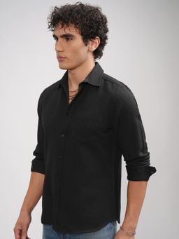 HIGHLANDER - Men Black Dobby Textured Solid Casual Shirt
