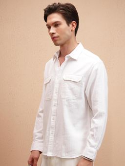 HIGHLANDER - Men White Dobby Textured Utility Pocket Relaxed Shirt