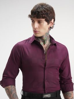HIGHLANDER - Men Wine Jacquard Textured Solid Occasion Shirt