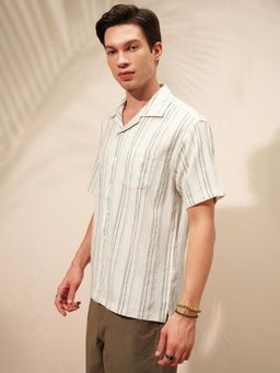 HIGHLANDER - Men Cream Green Dobby Striped Cuban Collar Relaxed Shirt
