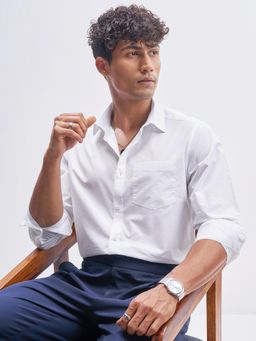 HIGHLANDER - Men White Solid Day Occasion Slim Fit Shirt