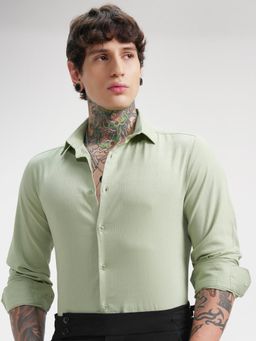 HIGHLANDER - Men Green Dobby Textured Solid Multi Occasion Slim Fit Shirt