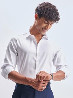 HIGHLANDER - Men White Dobby Textured Multi Occasion Slim Fit Shirt