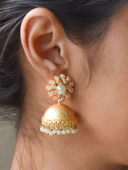 Teejh - by Joker & Witch Ami Gold Earrings