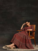 Maroon color option, Currently selected