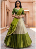 Green color option, Sold out, Currently selected