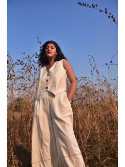 WHY SO BLUE - Women Off White Solid Amara Linen Pants