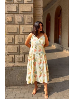 WHY SO BLUE - Poppy Strappy Cream Dress