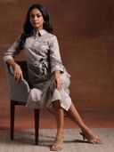 Off White color option, Currently selected