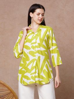 FASHOR - Green Abstract Printed Straight Fit Shirt
