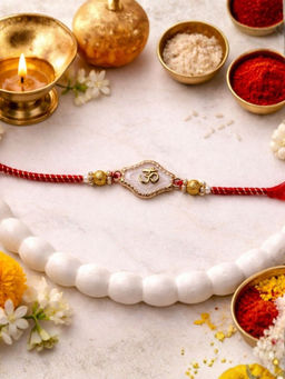I Jewels - Traditional Om Thread Rakhi With Roli Chawal Rakshabandhan Card