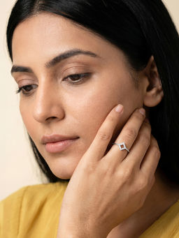 GIVA - 925 Silver Lattice Glow Ring