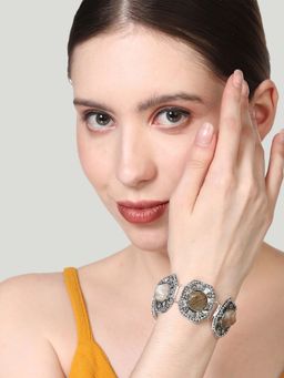 Anika's Creations - Elegant German Oxidised Silver Toned Stone Crafted Link Bracelet