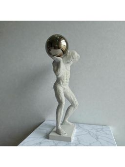 Sun Mun Decors - Man with Crystal Ball Figurine