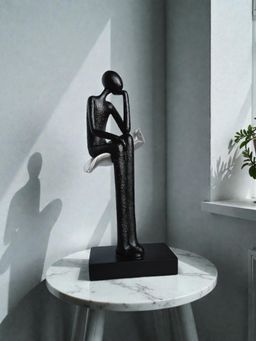 Sun Mun Decors - Black Man On Leaf Figurine