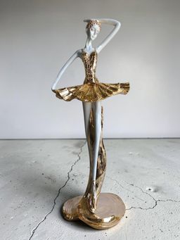 Sun Mun Decors - White & Golden Ceramic Premium & Elegant Figurine