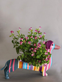 Freedom Tree Dachshy Metal Planter