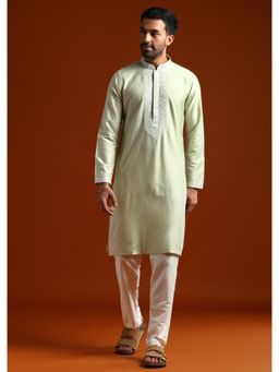 KALKI FASHION - Green Chanderi Mandarin Neck Kurta With Pant