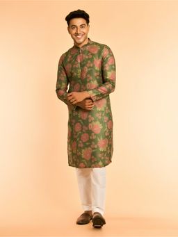 Diwas by Manyavar - Dashing Dark Green Kurta with Pyjama