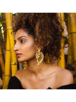 Dhwani Bansal - 22K Gold-Plated Hadaira Pearl Earrings with Baroque for Women