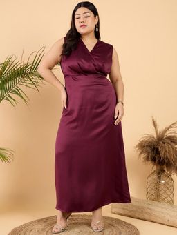 CURVY STREET - Wine Gathered Maxi Dress