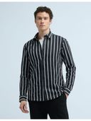 Black color option, Currently selected