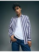 Blue color option, Currently selected