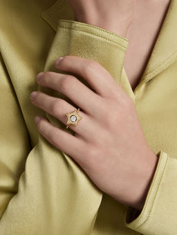 SWAROVSKI - Sublima Ring, Round Cut, Star, White, 18K Gold Finish (55-60)