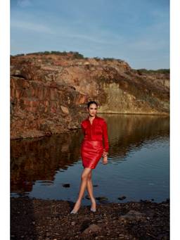 PUNEET KAPOOR LABEL - Red Boxy-Pleat Shirt