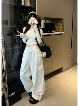 Outzidr - White Relaxed Cargo Pant