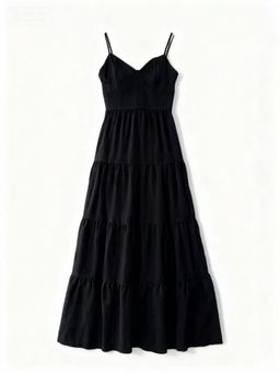 Outzidr - Black Shoulder Strap Back Bow Tiered Maxi Dress