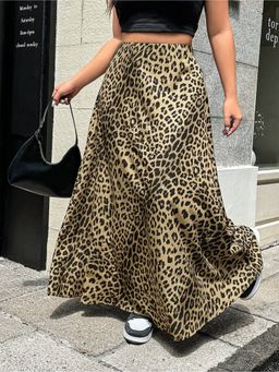 Outzidr - Leopard Printed Flared Brown Skirt