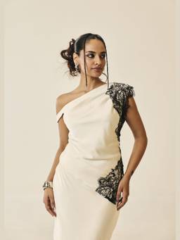 Lea Clothing - Margaux Ivory One-Shoulder Lace Top