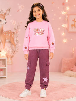 KiddoPanti - Pink Printed Fleece Regular Fit Sweatshirt and Joggers