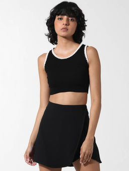 ONLY - Black Solid Crop Top
