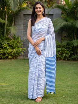 Sareemall - Off White Stripes Saree with Unstitched Blouse
