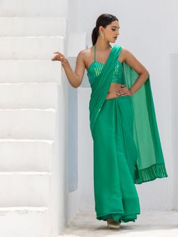 Swtantra - Emerald Green & Yellow Chiffon Dual Shade Saree with Unstitched Blouse