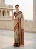 Beige color option, Currently selected