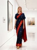 Navy Blue color option, Currently selected