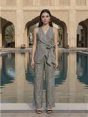 Grey color option, Currently selected